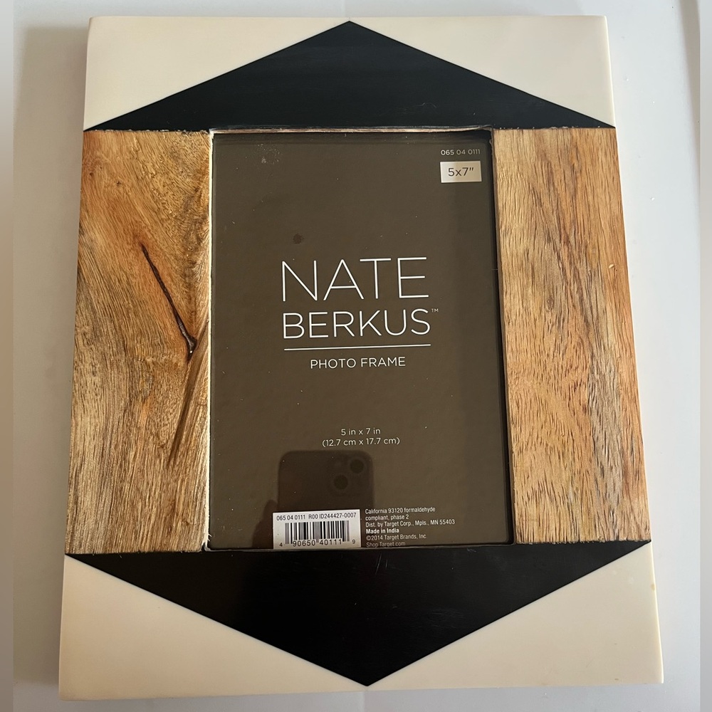 Nate Berkus Black/Cream Wood photo frame 5x7”